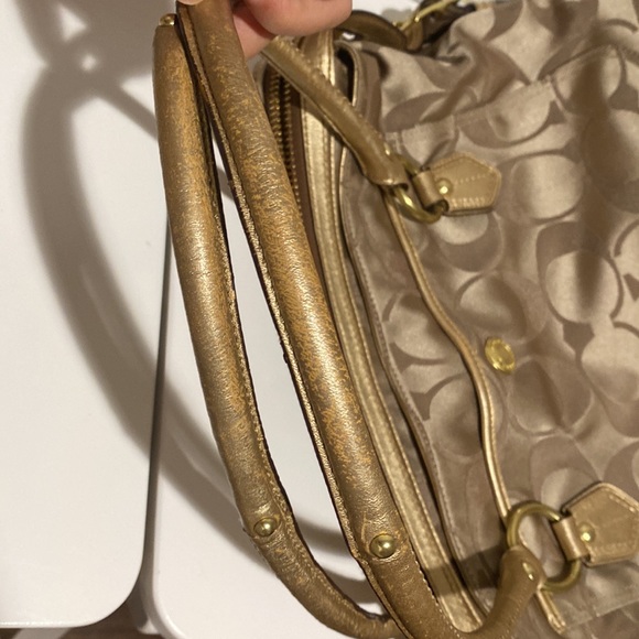 COACH ADDISON SPECTATOR 13206 Gold KHAKI JACQUARD SIGNATURE C BUSINESS HANDBAG - Picture 11 of 16